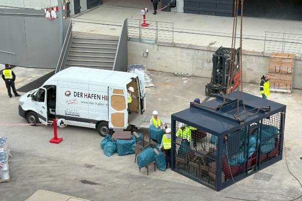 Der Hafen Hilft! rescata muebles de buques de Hapag-Lloyd Cruises para beneficencia