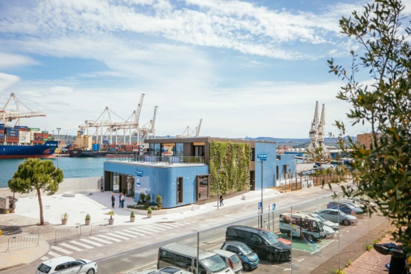 Cruceros arriban a terminal sostenible desde ahora en Puerto de Koper
