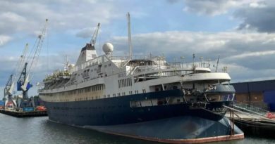 Adjudican histórico crucero Astoria en sólo USD 230 mil