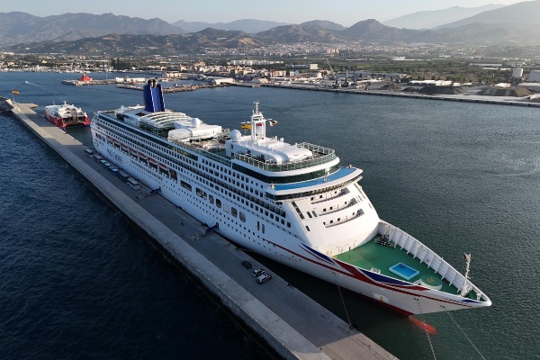 Aurora visita Motril en viaje por Inglaterra, Italia, Portugal y España