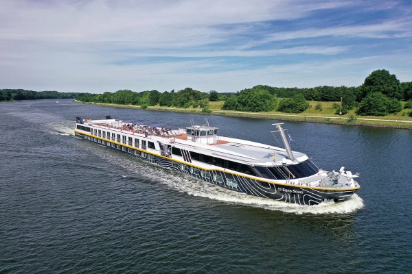 Plantour presenta cruceros fluviales temáticos Crimen a bordo del Sans Souci