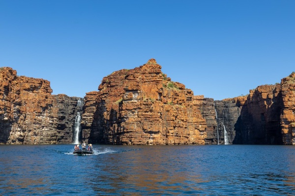 Ponant Explorations lanza paquetes de vuelo, estadía y crucero para temporada 2026 en Kimberley