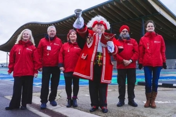 Voluntarios Southampton Saints son elegidos Tourism Superstar 2025 de VisitEngland
