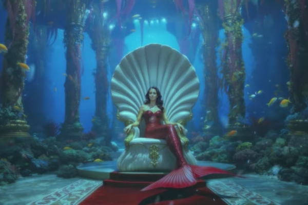 Virgin Voyages da vida a mito de las sirenas en campaña con inteligencia artificial