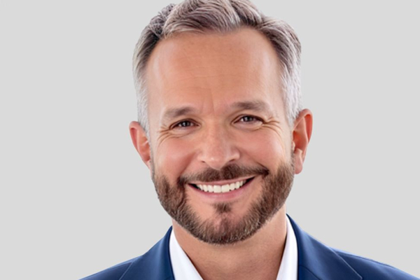 Atlas Ocean Voyages recibe nuevo vicepresidente de ventas con experiencia en cruceros de lujo