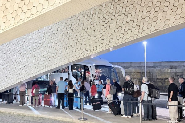 Puerto de Leixões atiende a 23 mil personas sólo desde el Mein Schiff 4
