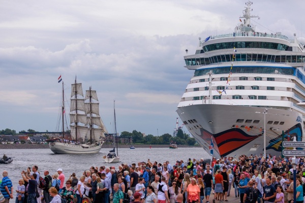 AIDA Cruises participa como socio principal en Hanse Sail