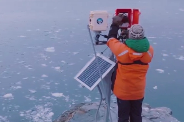 Lindblad Expeditions apoya proyecto Extreme Ice Survey para registrar hielos