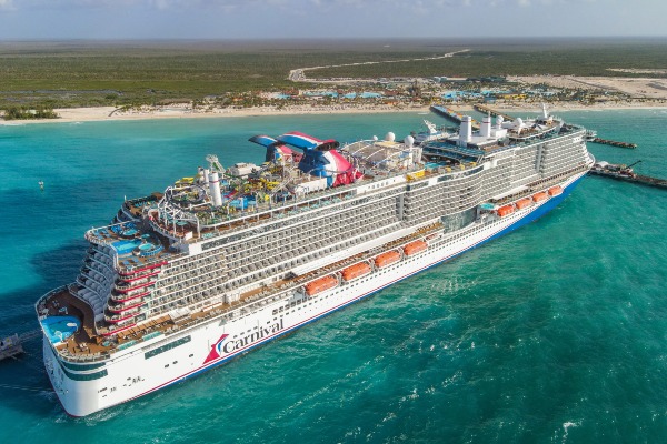 Carnival anuncia primeros itinerarios cortos a bordo del Mardi Gras en 2027/28