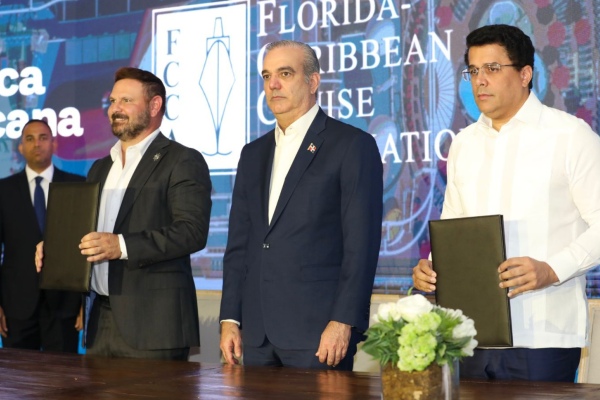 República Dominicana firma acuerdo con FCCA que la posiciona como hub regional de cruceros