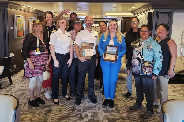 Canadá: Estudiantes de turismo con enfoque indígena visitan el Oceania Marina