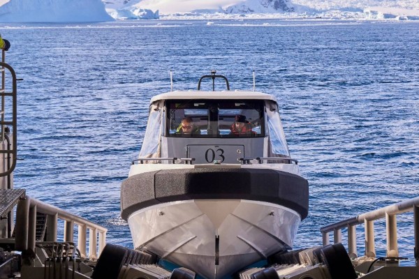 Viking anuncia nuevo itinerario de expedición a la Antártida