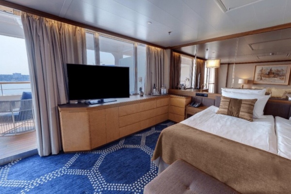 Victoria Cruises Line pone en oferta residencia Neptune por seis meses