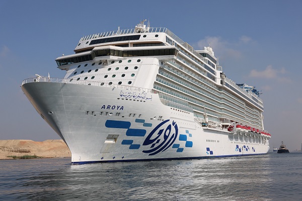 Crucero Aroya realiza su tercer tránsito por el Canal de Suez rumbo a Arabia Saudita