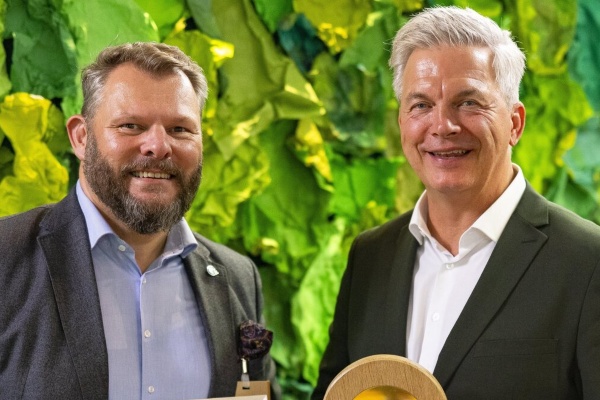 Entregan Premio Green Focus a MS Amadea de Phoenix Reisen