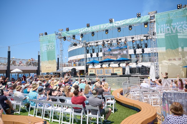 Sixthman y Chefs Making Waves presentan crucero con Bobby Flay & Friends