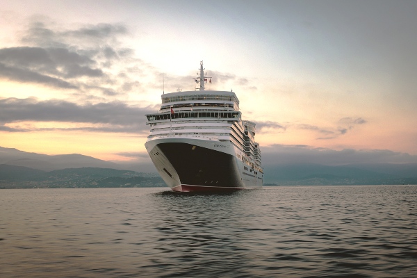 Novedades en teatro y comida tiene temporada del Queen Elizabeth por el Caribe