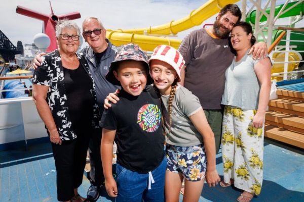 Carnival Cruise Line celebra cruceros australianos con nuevo programa