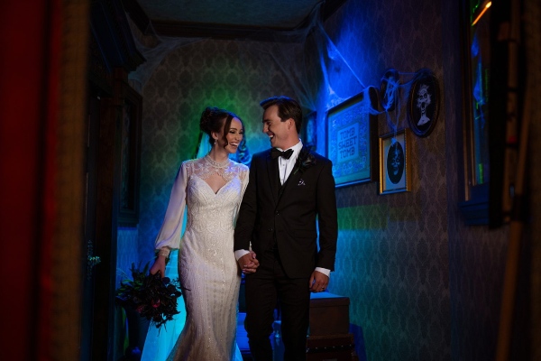 Ofrecen Haunted Mansion Parlor del Disney Magic para matrimonios