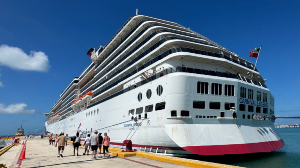 Carnival Legend arriba por primera vez a Puerto Progreso