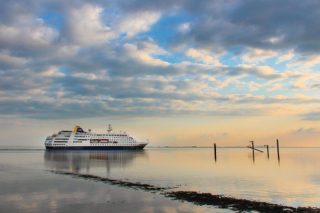 MS Hamburg pone rumbo a Escocia en el verano de 2026