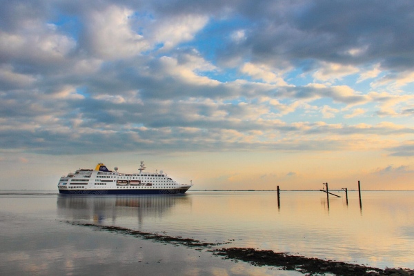 MS Hamburg pone rumbo a Escocia en el verano de 2026