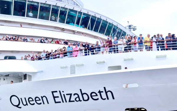 Queen Elizabeth inicia nueva temporada de cruceros en Canal de Panamá