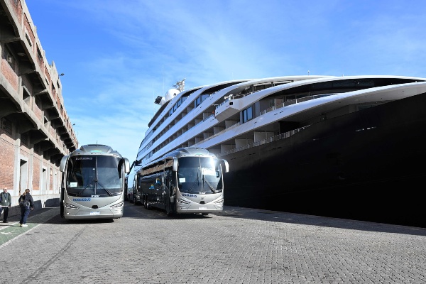 Scenic Eclipse inaugura temporada de cruceros en Montevideo