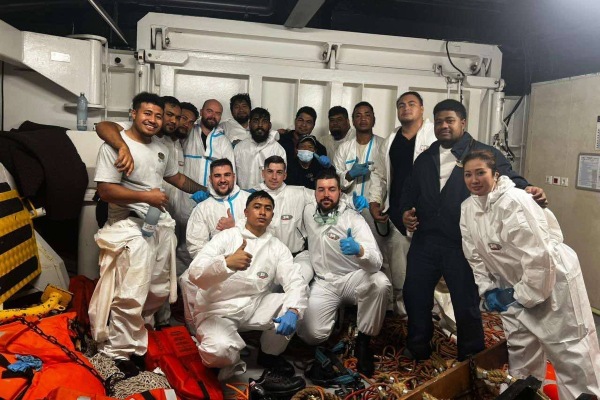 Tripulación del MSC Splendida rescata a 19 migrantes cerca de las Baleares