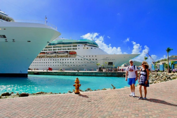 Autoridad Portuaria de Islas Vírgenes de EE.UU. destaca ley que modernizará atención a cruceristas
