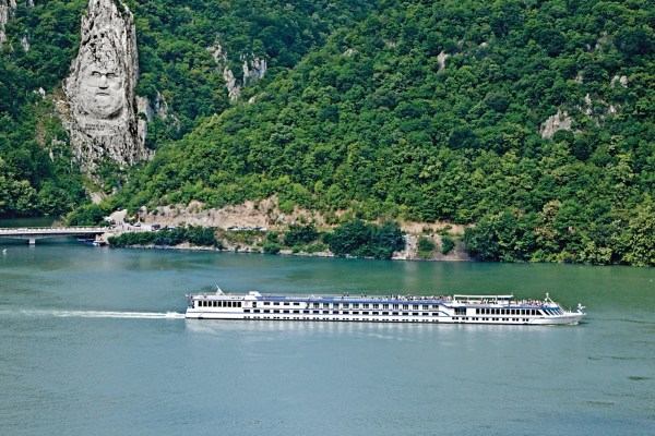 Black Friday de Grand Circle ofrece hasta USD 2 mil de descuento para 2026