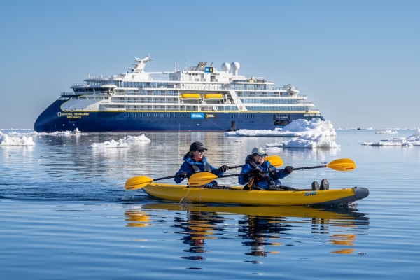 Lindblad Expeditions celebra 60 años con descuentos especiales