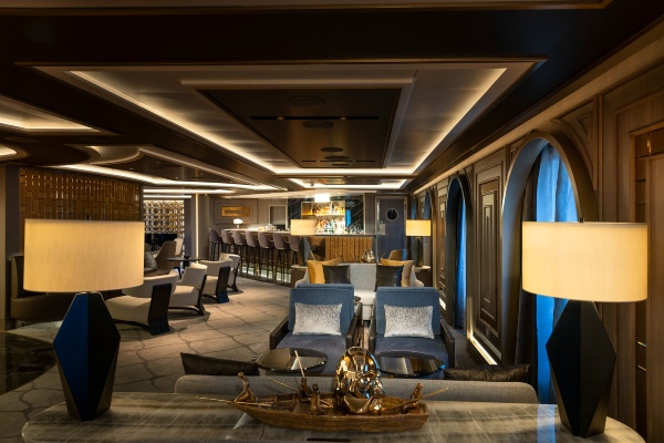 Roberto Matta es parte de experiencia de arte digital inmersiva a bordo de nuevo Oceania Allura