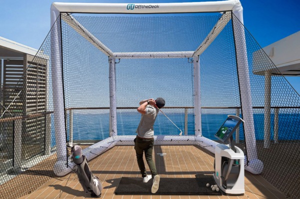 Silversea presenta simuladores de entrenamiento de fuerza con IA y de golf de nivel superyate