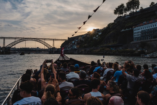 DouroAzul y River Sightseeing destacan éxito de cruceros al atardecer en el Duero