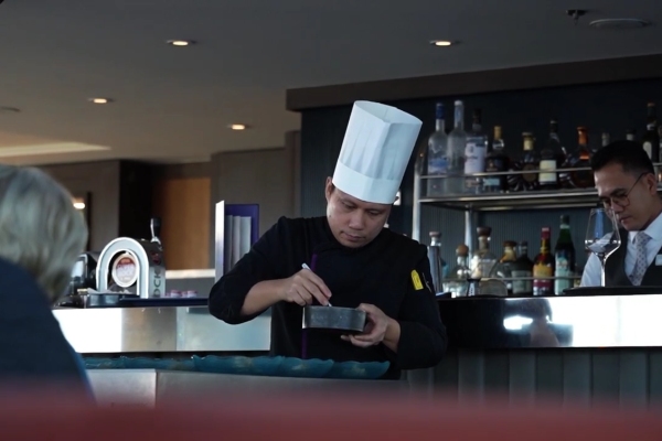 Atlas presenta The Explorers Table en viajes a la Antártida