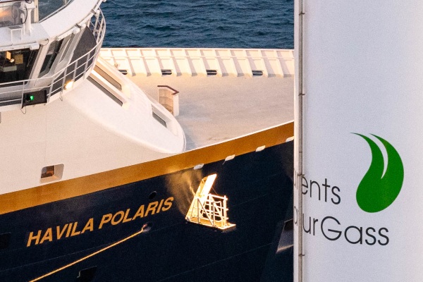 Havila Polaris inicia viaje histórico de bajas emisiones