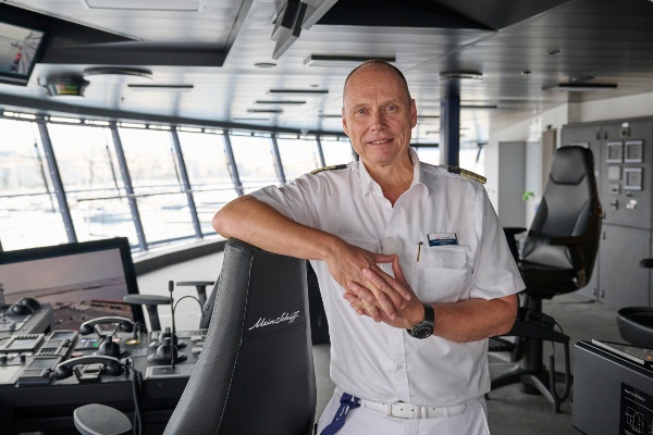 TUI Cruises nombra capitán para segundo barco clase InTUItion
