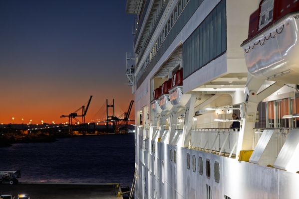 Zarpa primer viaje de Norwegian Gem desde Jacksonville al Caribe