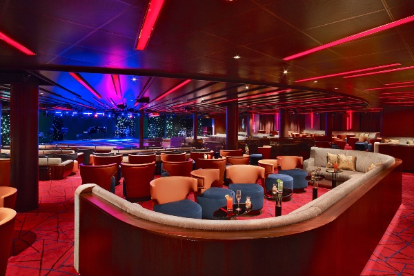 Seabourn Princess Cruises y Holland America Line cierran acuerdos con IMG para transmitir Mundial de Fútbol a bordo