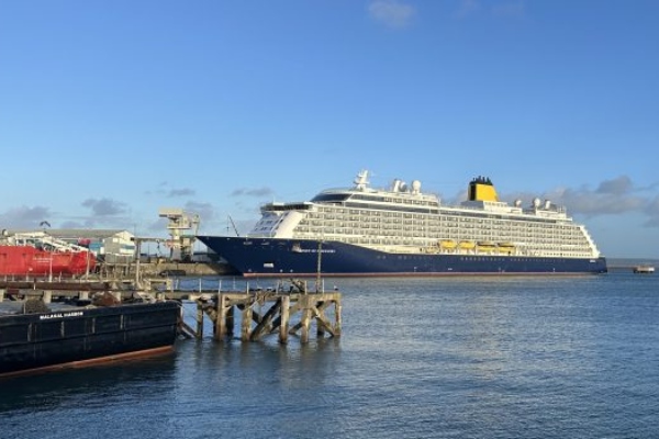 Spirit of Discovery hace arribo no previsto en Portland y ayuda a alcanzar un récord