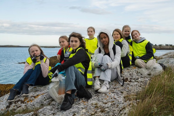 Fundación Hurtigruten distribuye cantidad récord de fondos a la costa noruega y Svalbard