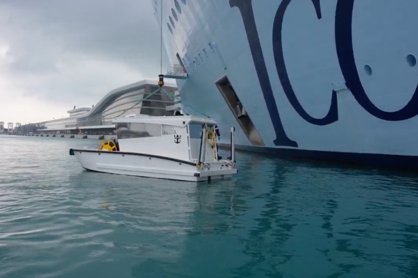 No sólo cócteles: Suman robots a mantenimiento de barcos de Royal Caribbean