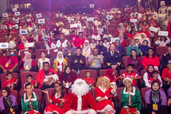 StarCruises recibe a familias de Ronald McDonald House Charities Malasia a bordo del Star Voyager