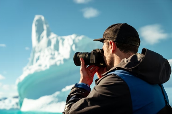 Aurora Expeditions lanza temporada 2025-2026 con enfoque en fotografía de expedición