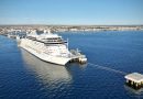 Crucero Seven Seas Esplendor realiza parada de emergencia en Puerto Madryn para asistir pasajero