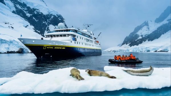 Lindblad Expeditions Holdings informa que ingresos totales aumentan 16% en primer trimestre de 2026