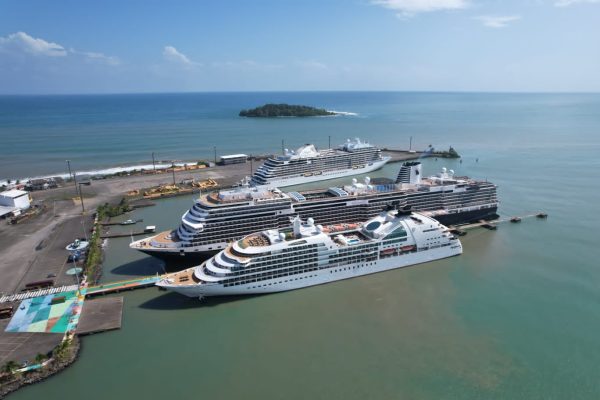 Puerto Limón recibe el arribo de tres cruceros de forma simultánea