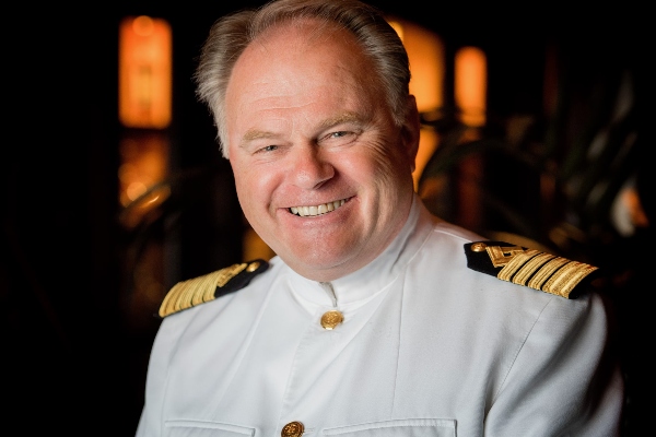 Crystal anuncia retiro del capitán Birger J. Vorland