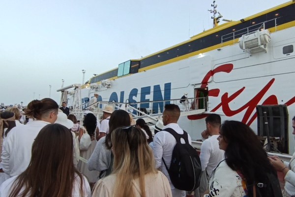 Las Palmas: 21 mil personas espera movilizar Fred. Olsen Express por los "Indianos"